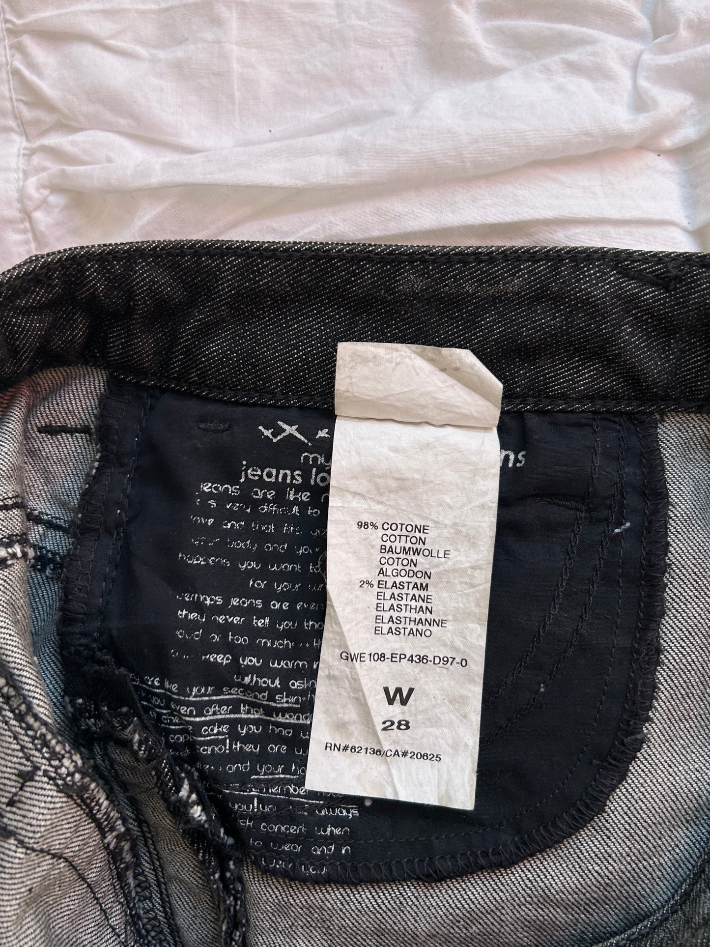 Vintage Guess Premium Denim Rock Biker-Stil mit Zipper-Details
