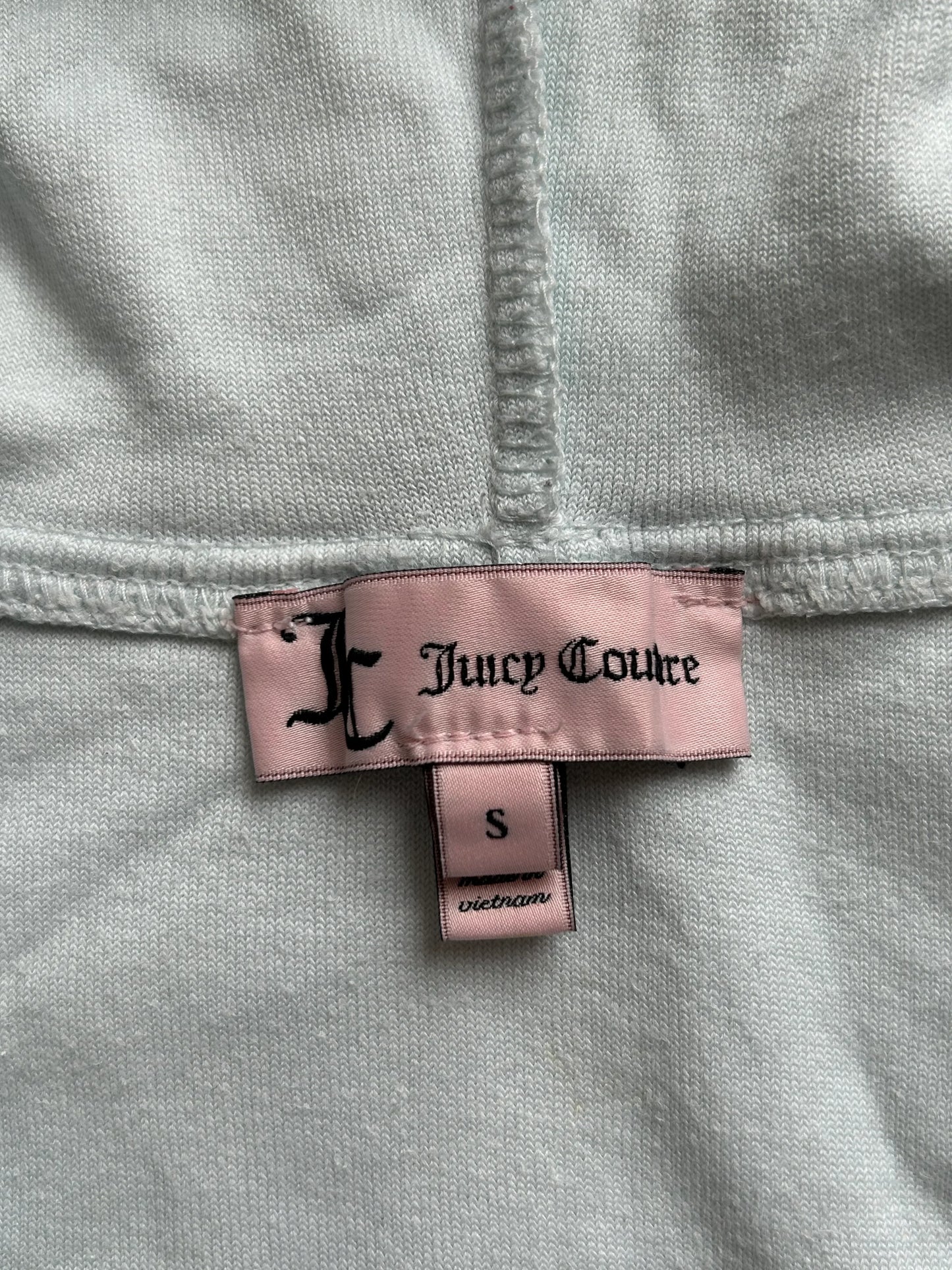 Iconic Juicy Couture Velours-Hoodie in Pastellblau – Goldenes Logo-Detail-Still Alive