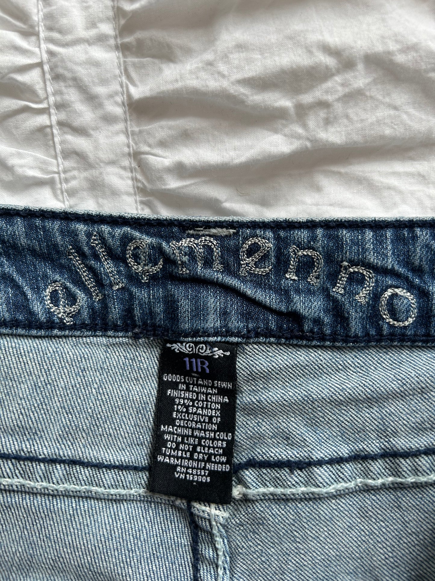 Vintage Jeans-Minirock Schmetterlings-Stickerei