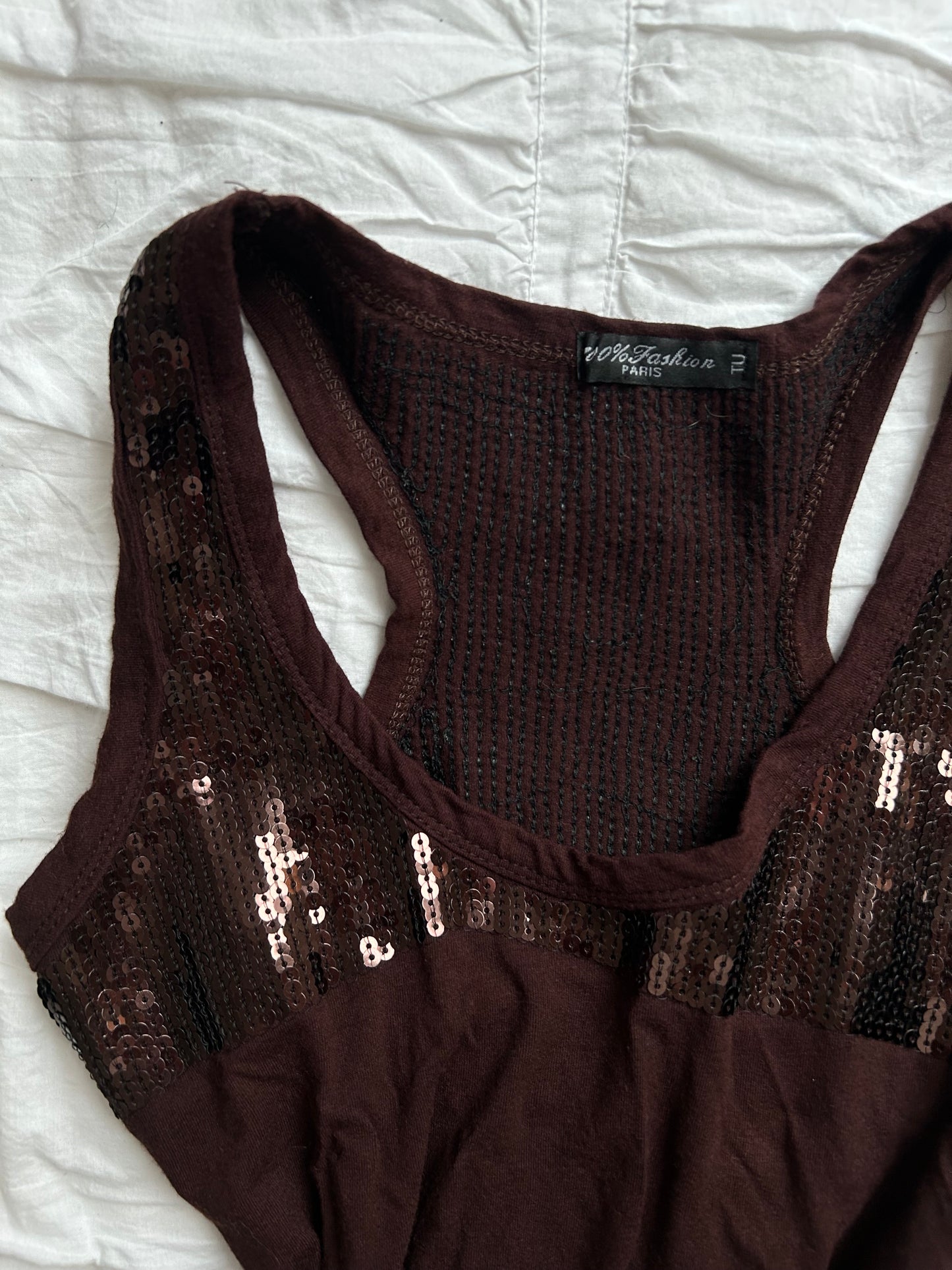 Vintage Fashion Paris Tanktop – Pailletten-Detail & Racerback