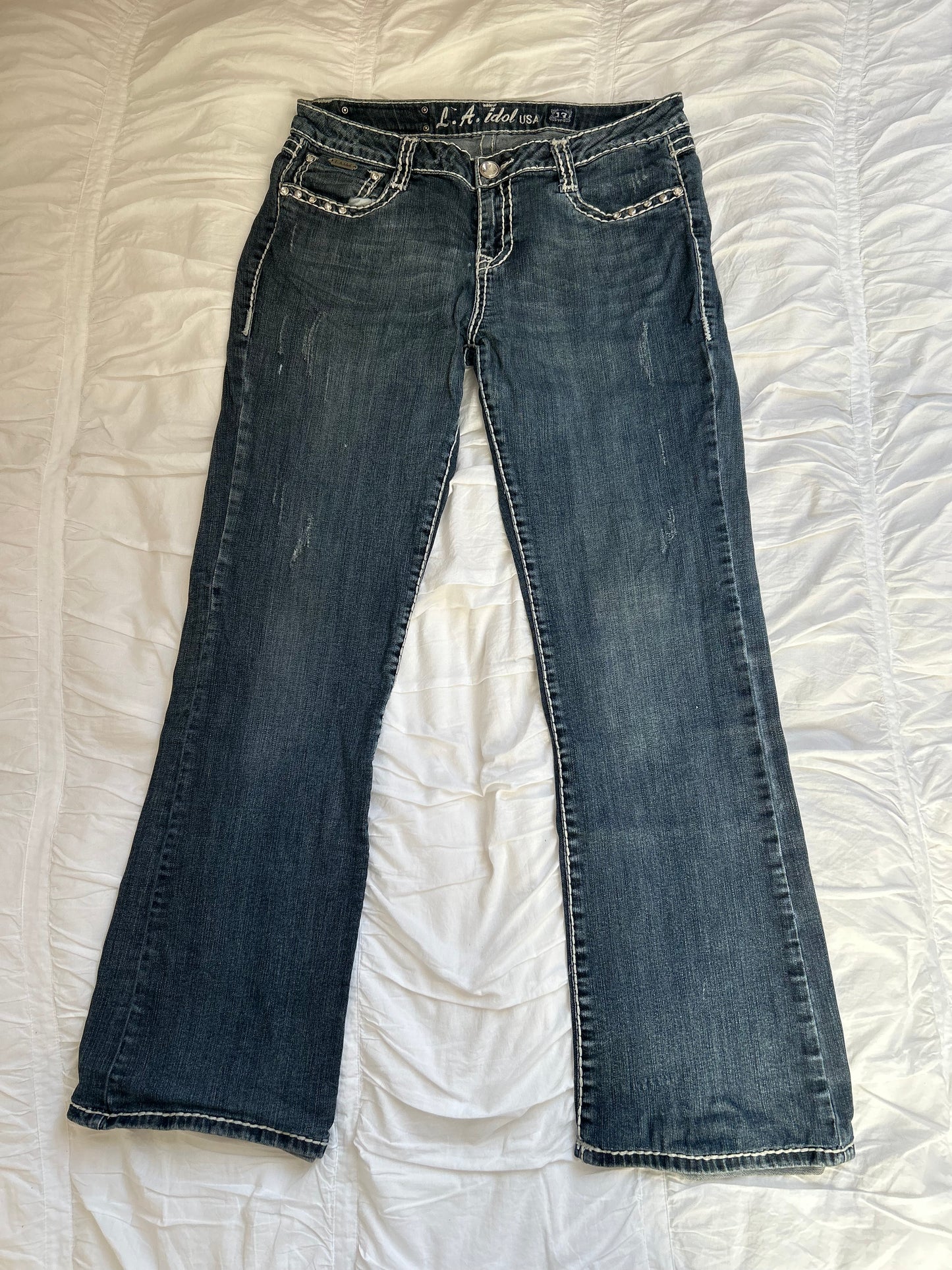 Vintage L.A. Idol USA Flare Jeans – Ornament-Stickerei & Strass-Still Alive