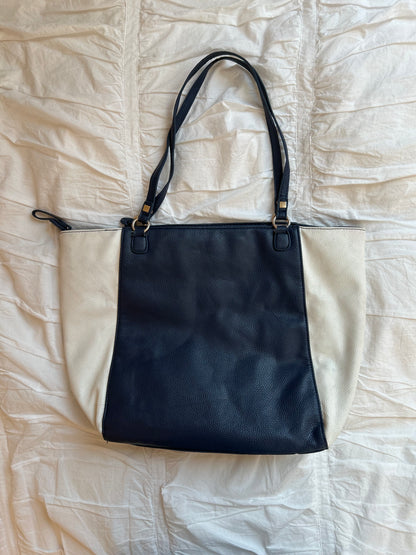 Große Guess Tasche Navy/Weiß/Schwarz