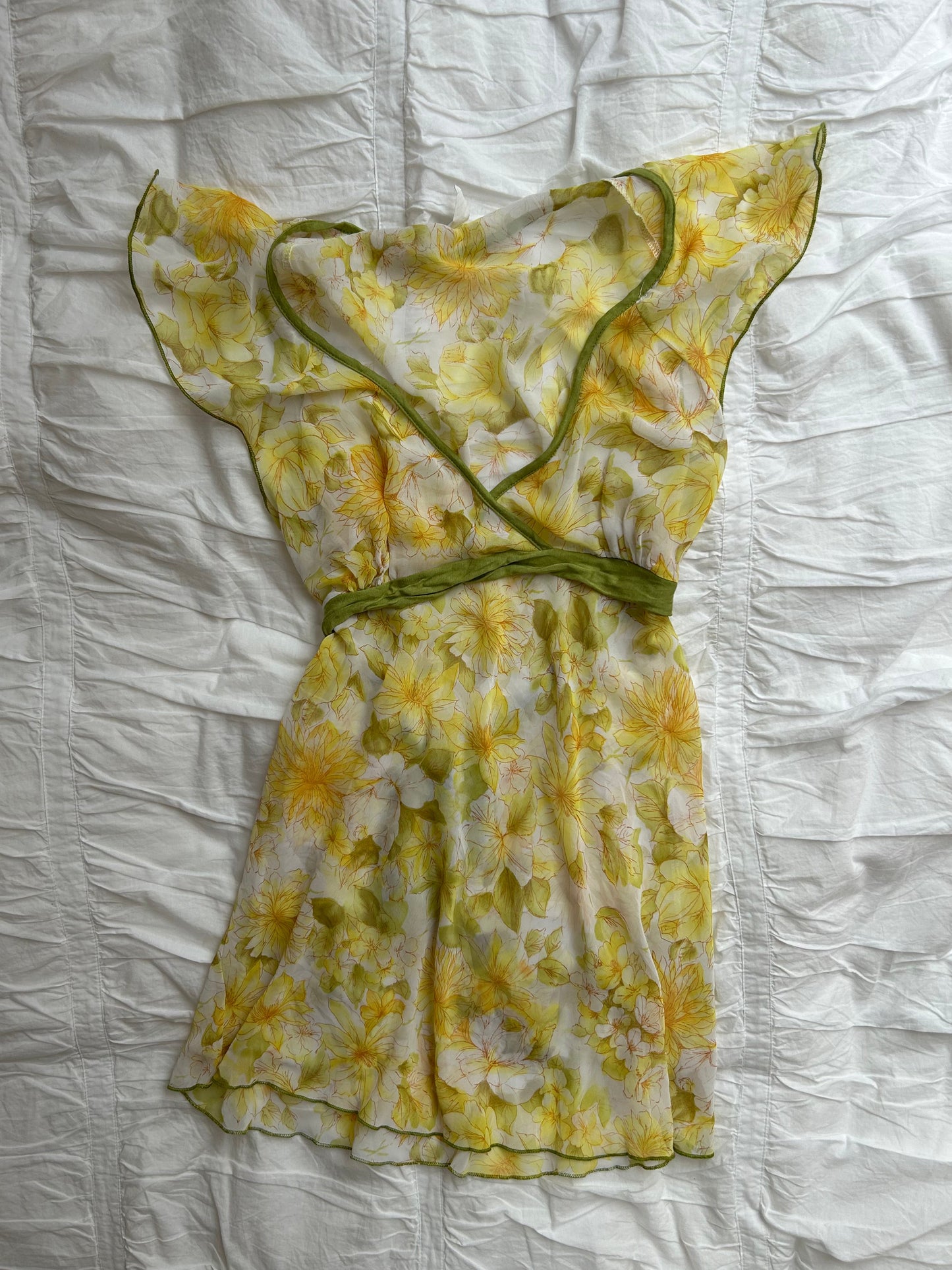 Vintage VIXEN U.S.A. Chiffon-Top – Floral-Print & Bindegürte