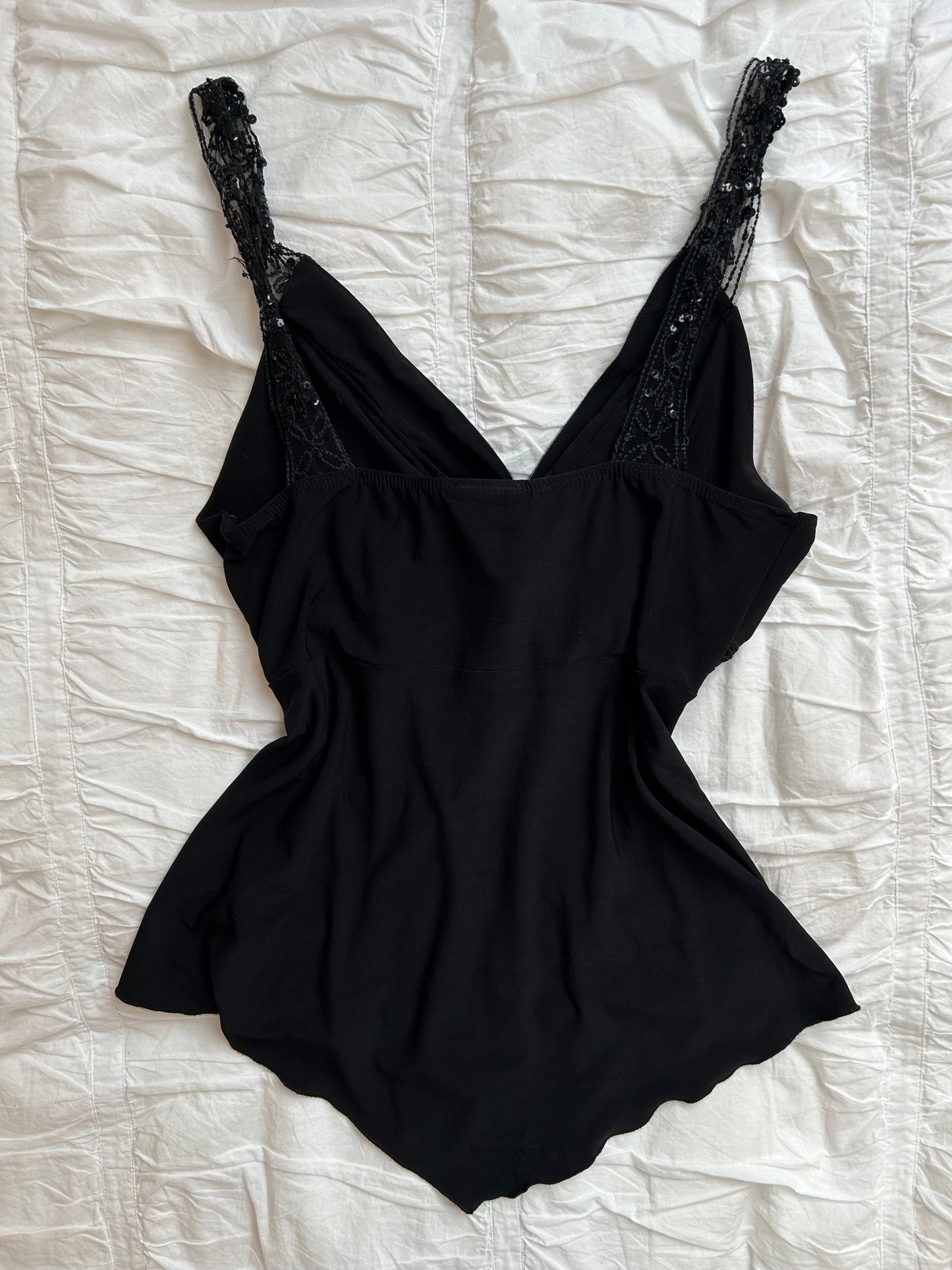 Vintage j.t.b. Top – Pailletten-Verzierung & Wellensaum