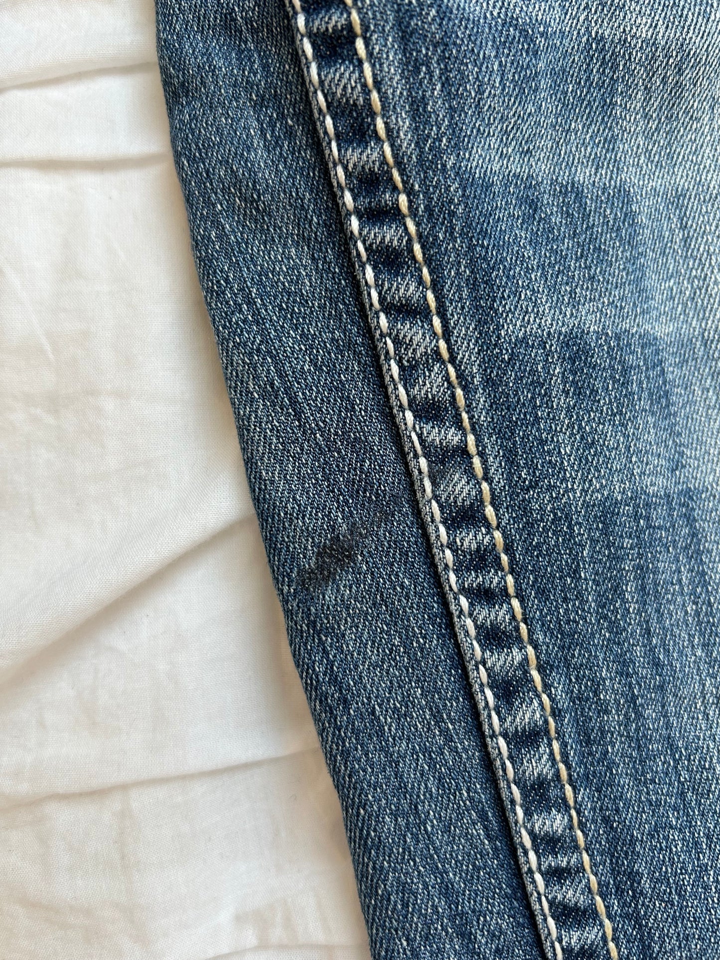 Vintage Amethyst Bootcut Jeans – Western Stickerei & Kontrastnähte
