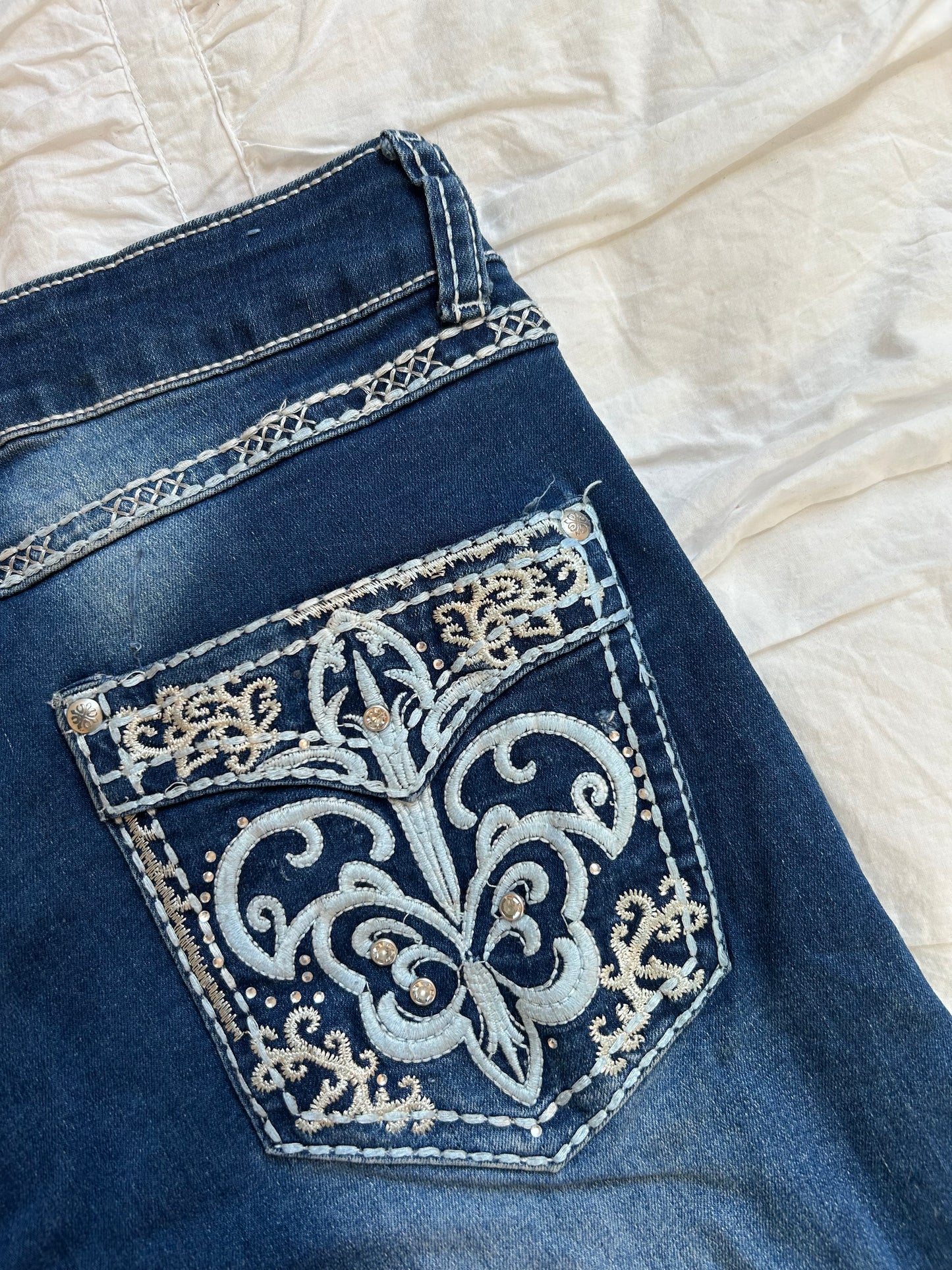 Vintage H&Y Fashion Flare Jeans mit Stickerei & Strass