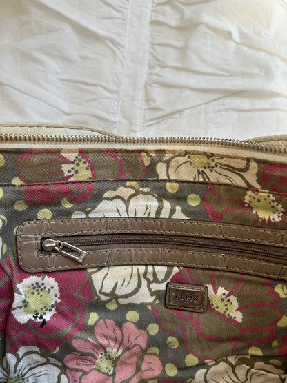 Vintage Guess Handtasche Romantisches Blumen-Design