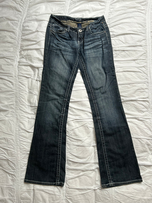 Vintage Amethyst Jeans Markante Kontrastnähte & Stickerei