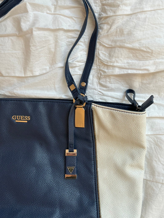 Große Guess Tasche Navy/Weiß/Schwarz