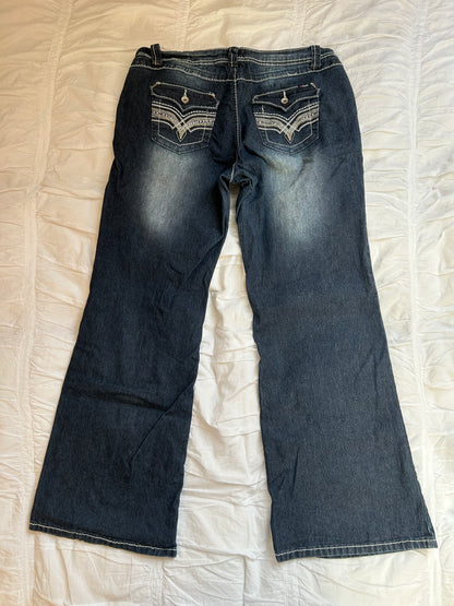 Vintage Angels Plus Size Jeans – Triple Button & Ornate Pockets