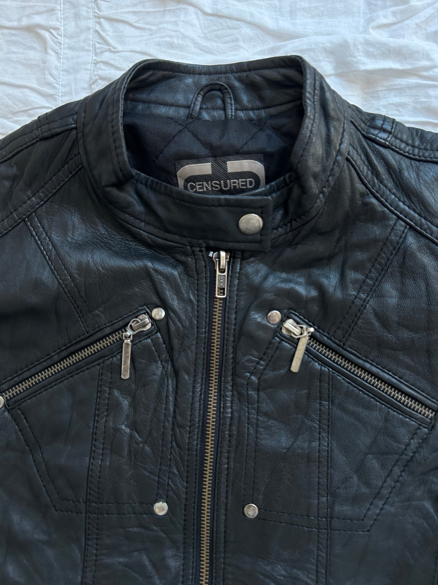 Vintage Censured Echtlederjacke – Biker-Stil & Stehkragen-Still Alive