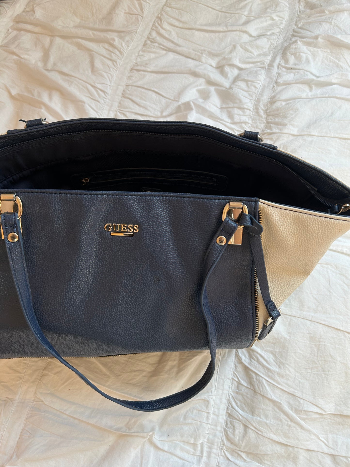 Große Guess Tasche Navy/Weiß/Schwarz
