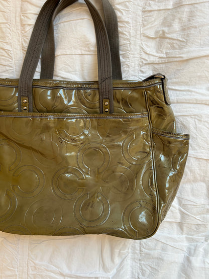 Vintage Coach Schultertasche Olivegrünes Lackleder
