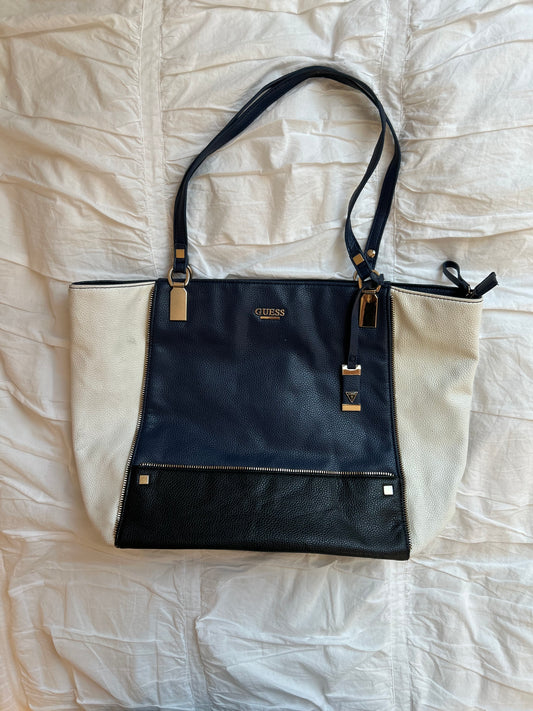 Große Guess Tasche Navy/Weiß/Schwarz