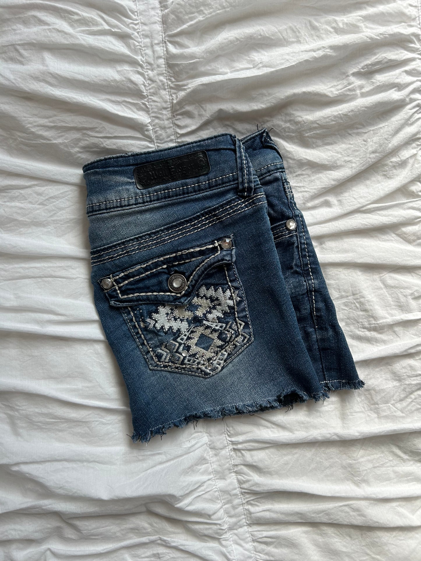 Vintage WallFlower Denim Minirock Stickerei & Strass
