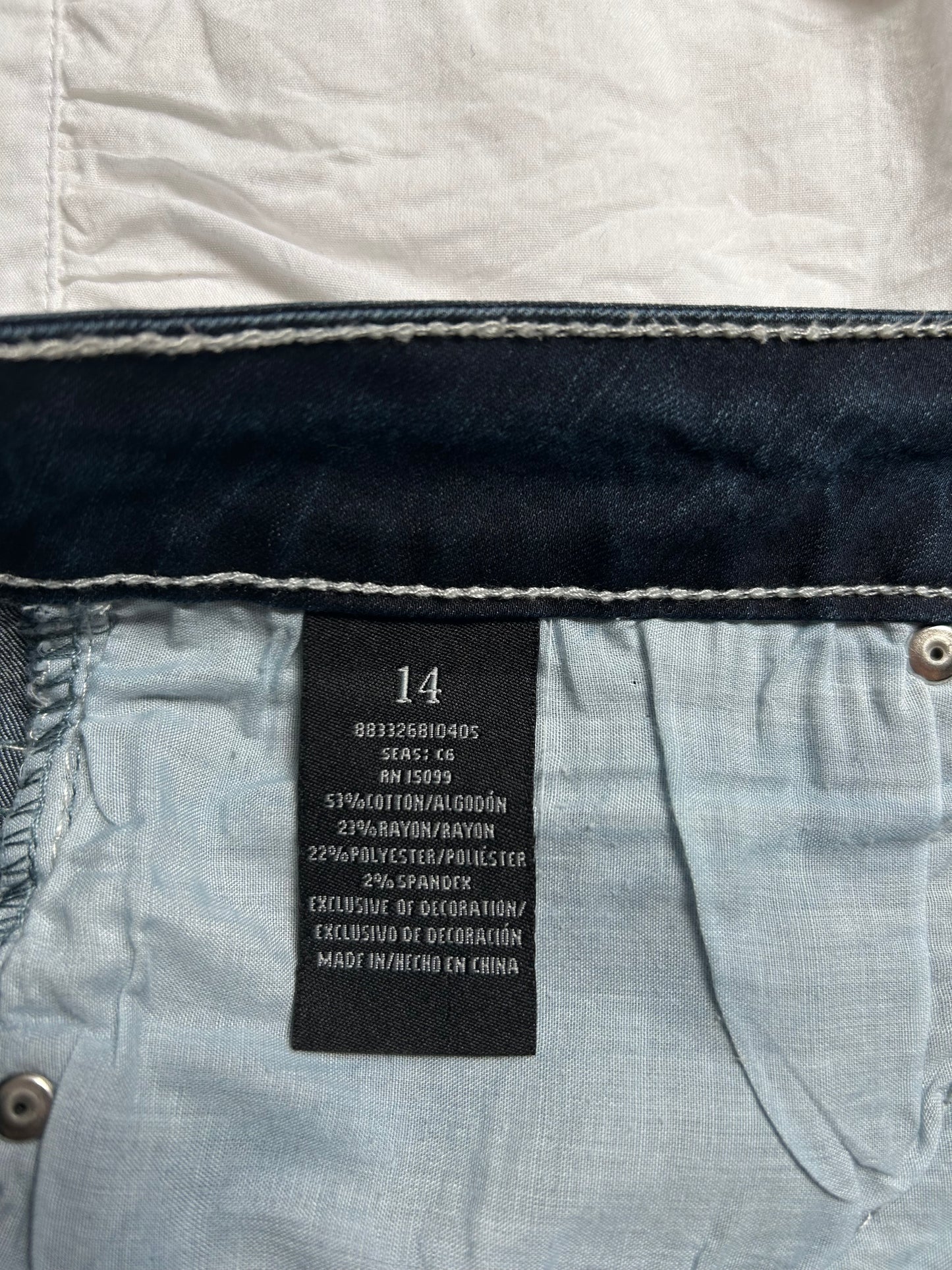 Vintage Rockin' Denim Jeans with Embroidery & Contrast Stitching