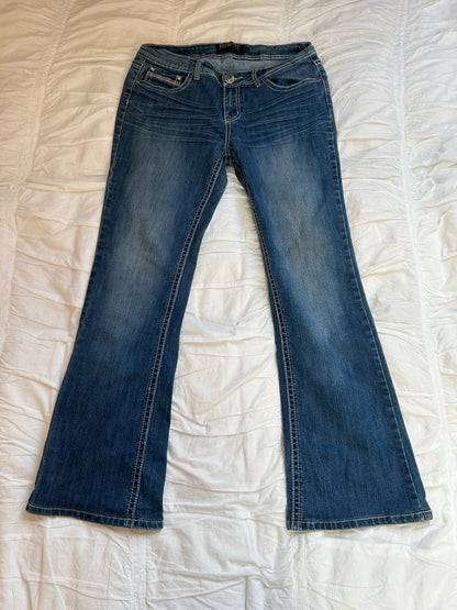Vintage Premiere Flare Jeans – Sternen-Stickerei & Strass