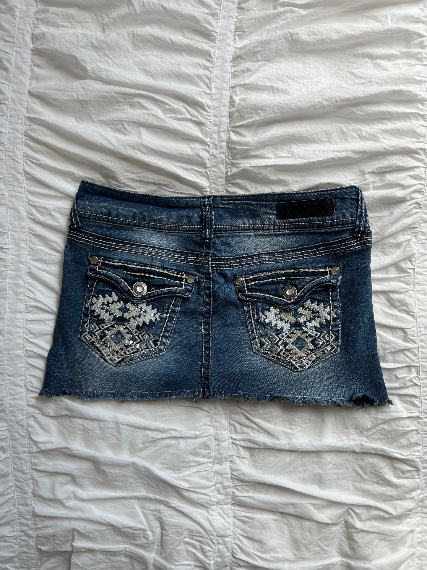 Vintage WallFlower Denim Minirock Stickerei & Strass