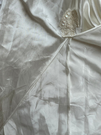 Victoria's Secret Satin Ivory Nachthemd / Slip Dress Spitze & Pailletten