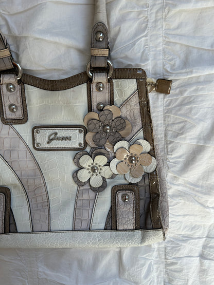 Vintage Guess Handtasche Romantisches Blumen-Design