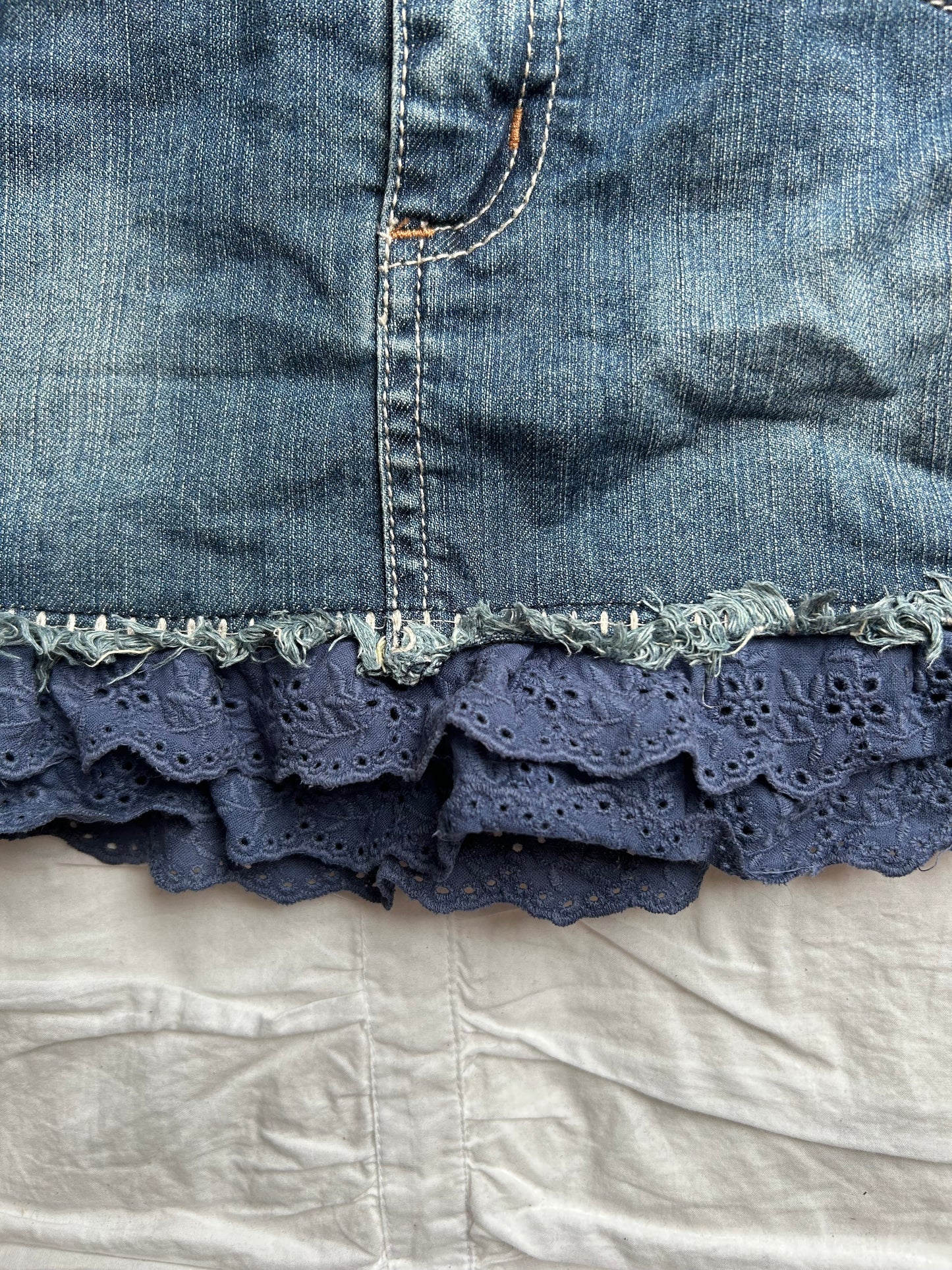 Vintage Cache Cache Minirock Denim mit Spitze
