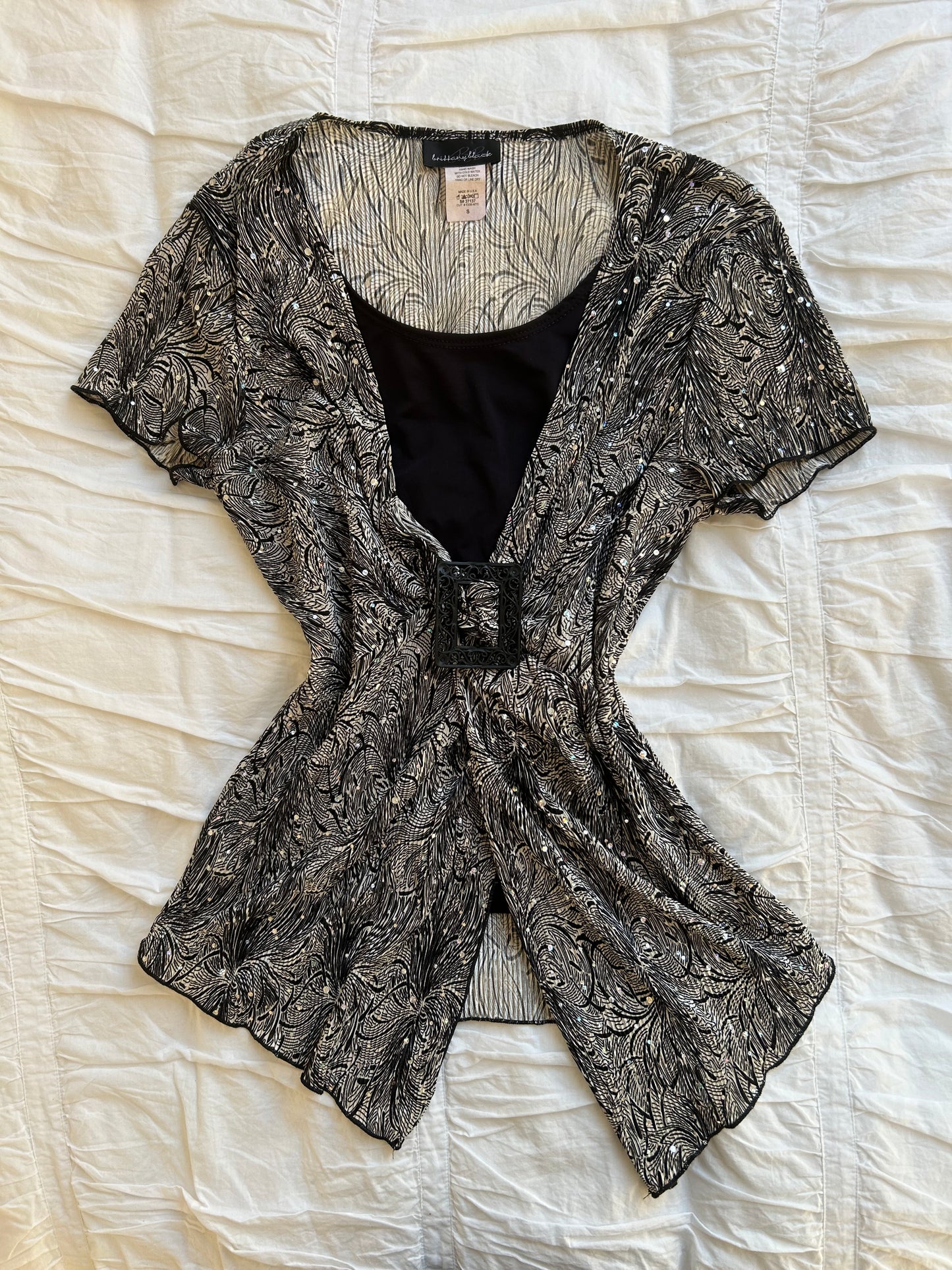 Vintage Brittany Black Top – Glitzer & Zierschnalle