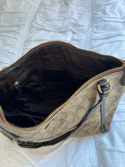 Vintage Coach Schultertasche Ikonisches Signatur-Canvas & Braun
