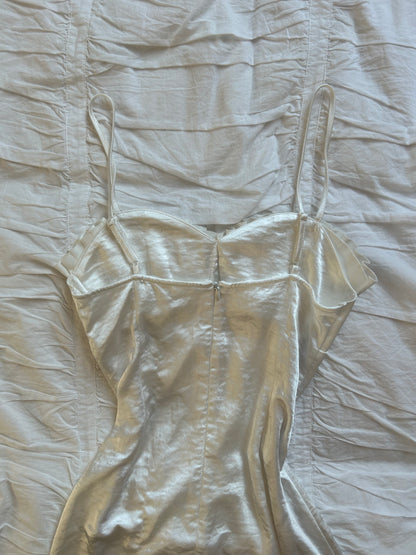 Ivory Satin Mermaidcore Dress with Scallop Neckline and Lace Details