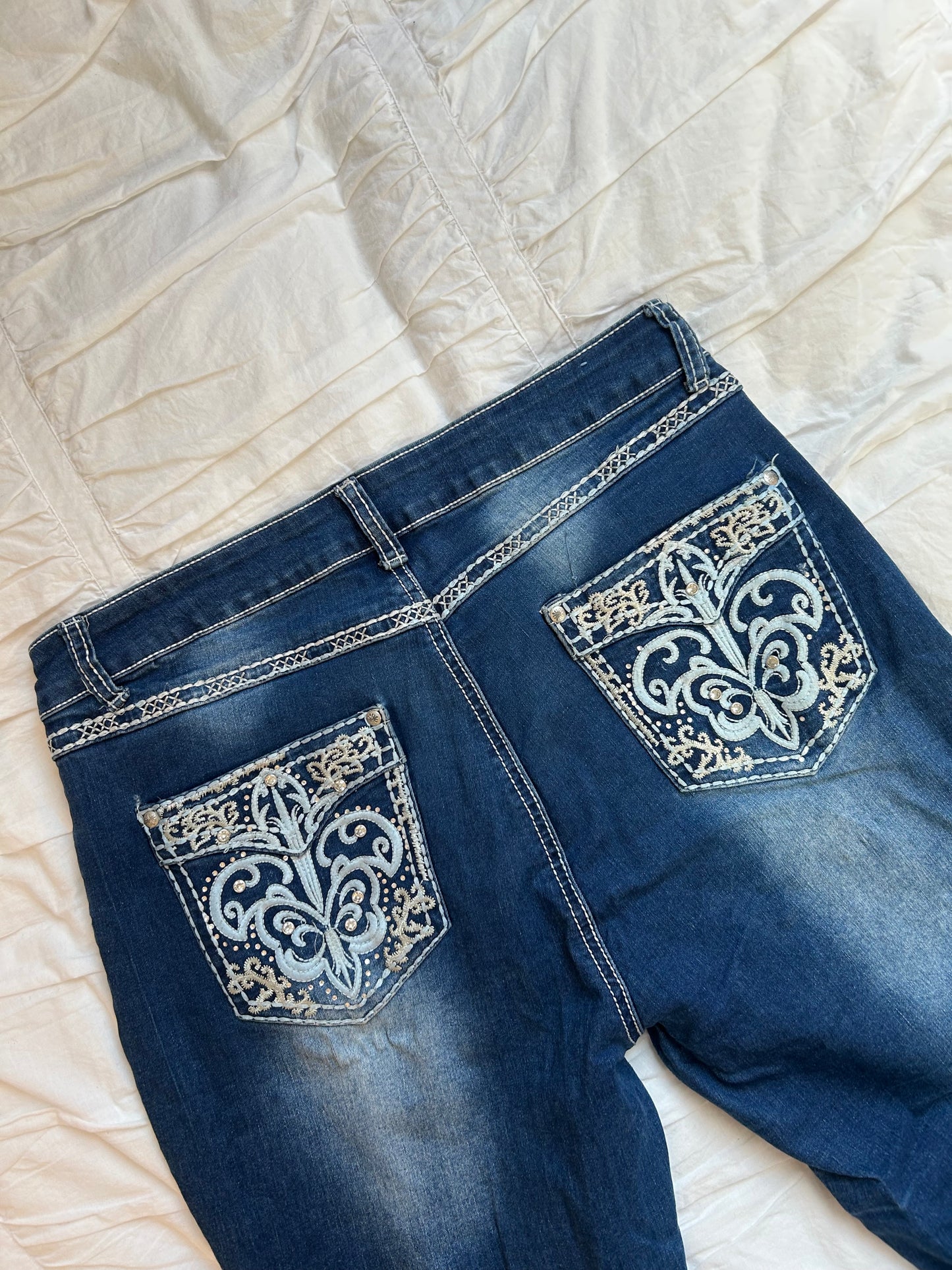 Vintage H&Y Fashion Flare Jeans mit Stickerei & Strass
