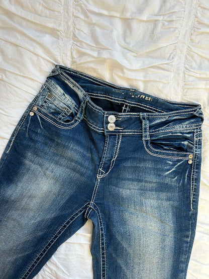 Vintage WallFlower Denim mit Stickerei