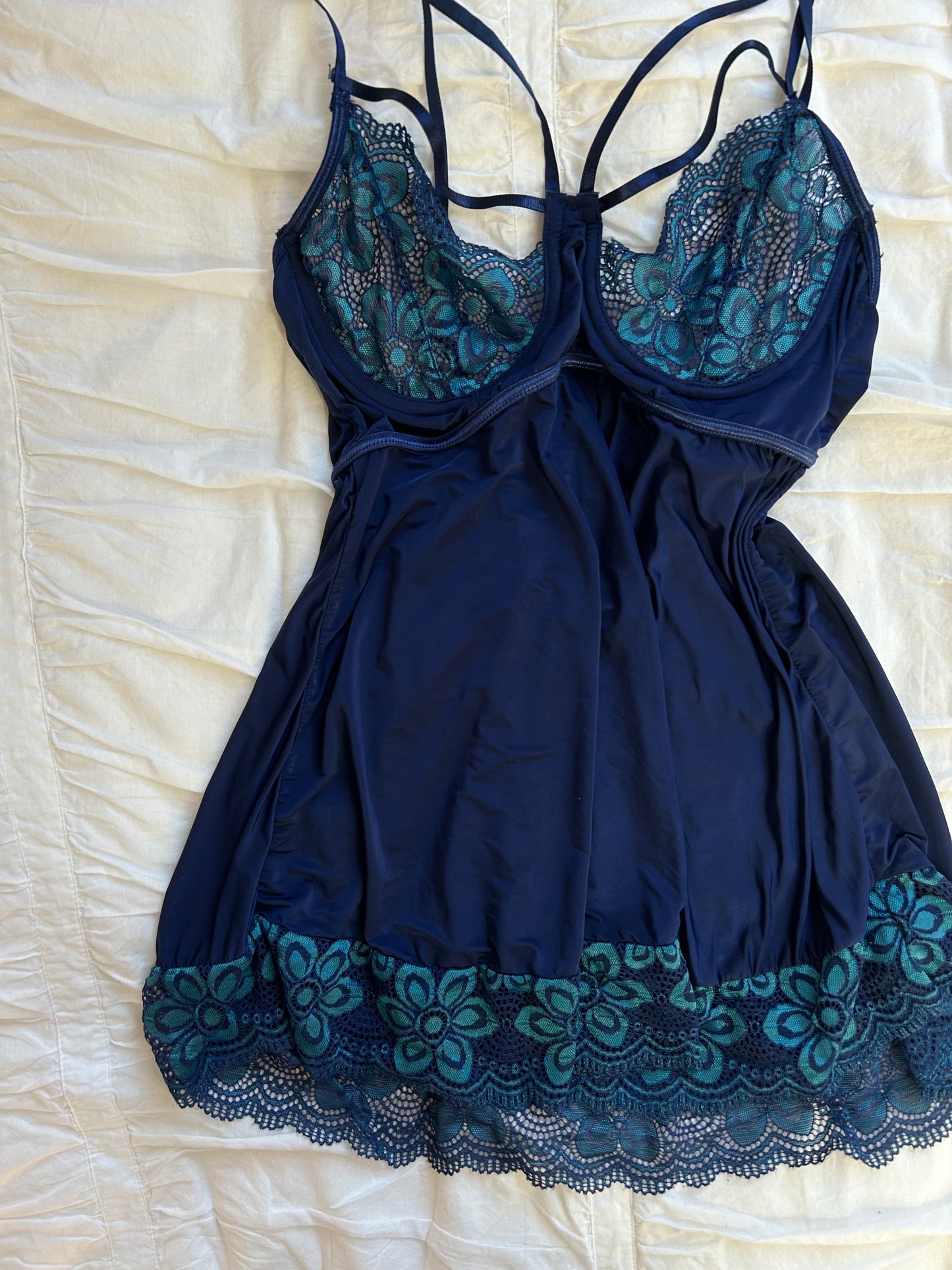 Vintage iCollection Babydoll – Florale Spitze & Strappy Back