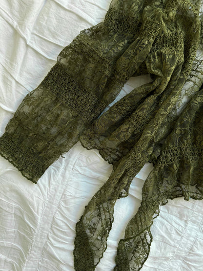 Vintage per una dünne Jacke – Florale Spitze-Still Alive